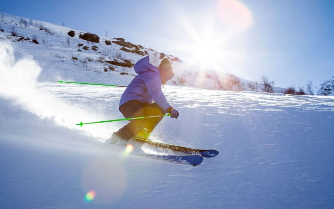 Why Skiing Is a Great Thing to Try This Winter!